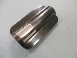 D023004